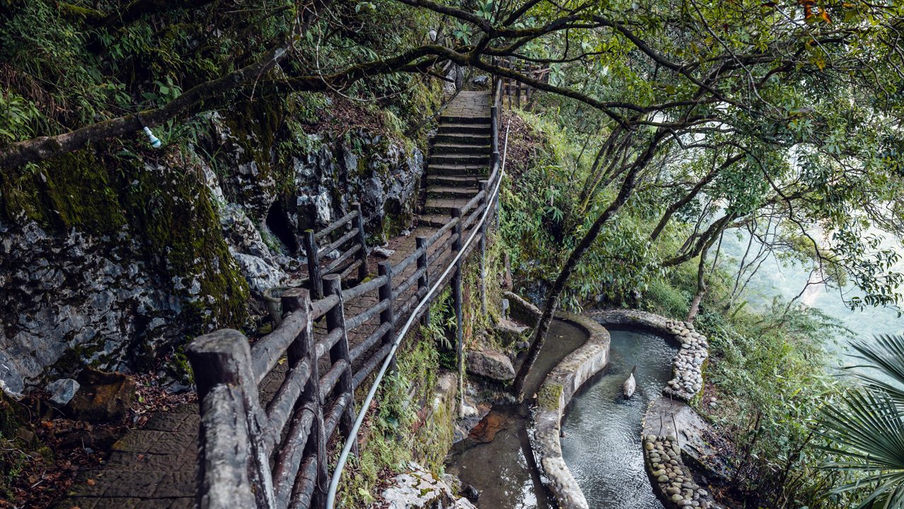 arwah-cave-cherrapunjee-meghalaya-1-attr-hero