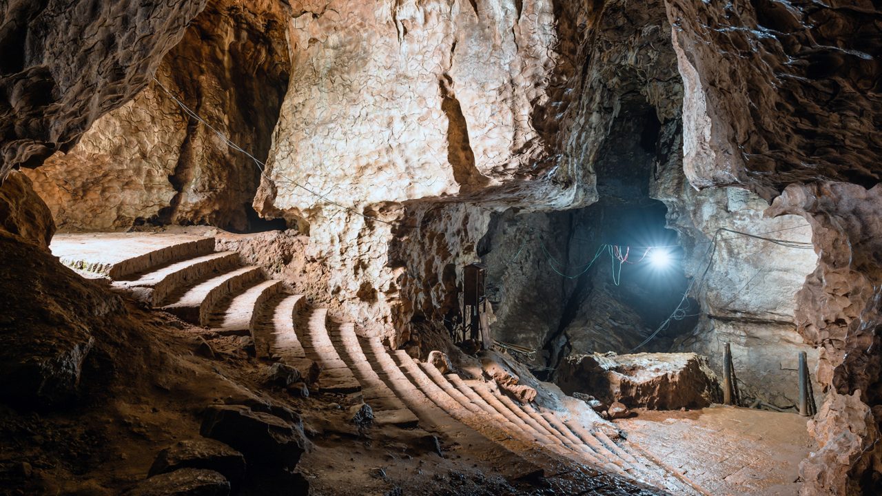 arwah-cave-cherrapunjee-meghalaya-2-attr-hero