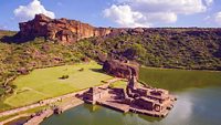 badami-fort-badami-karnataka-1-attr-hero