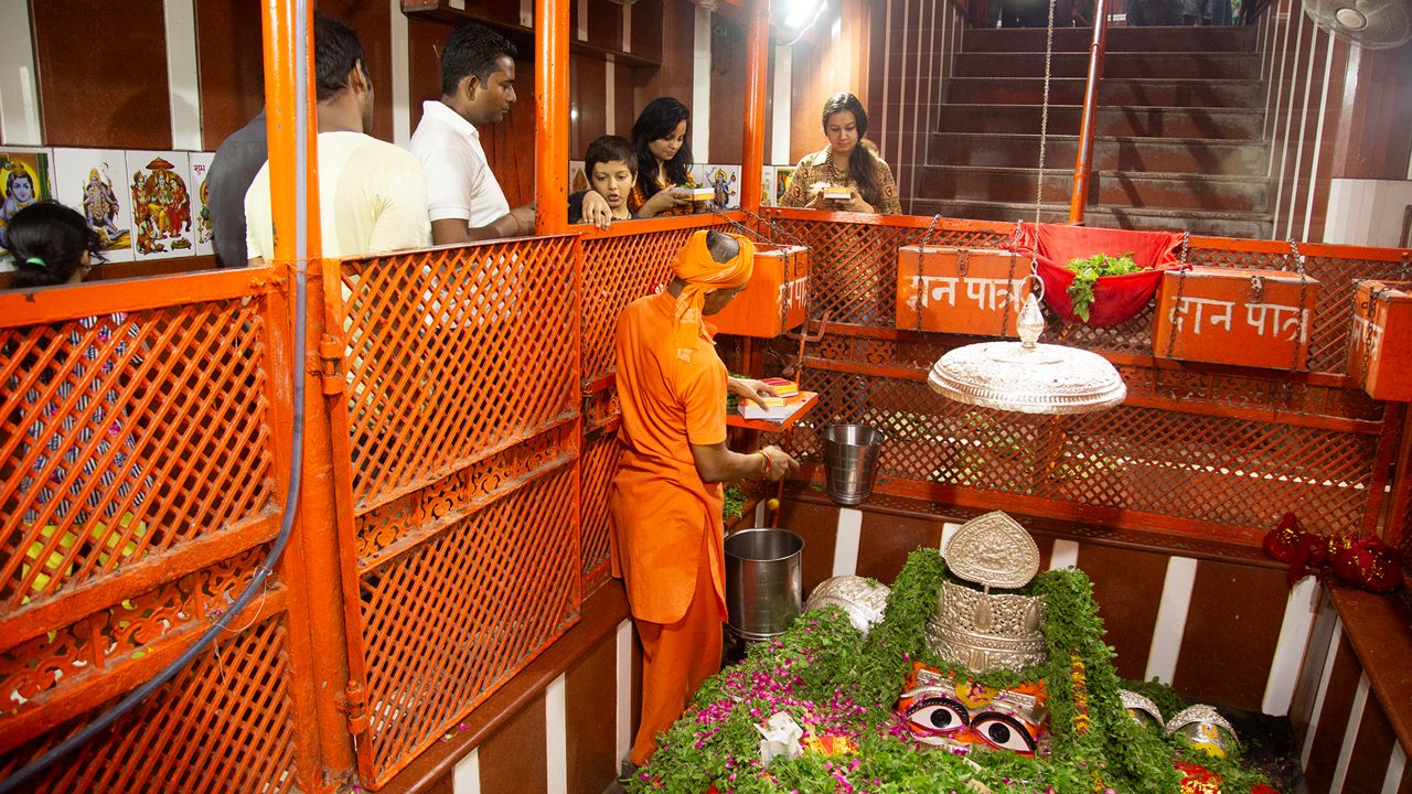bade-hanuman-temple2-prayagraj-up-attr-hero