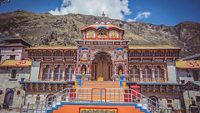 badrinath-temple-uttarakhand-state-hero