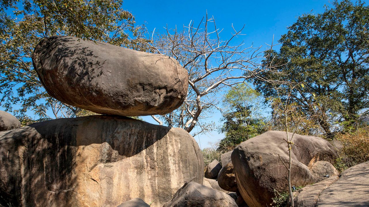 balancing-rocks-jabalpur-madhya-pradesh-1-attr-hero