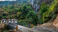 bap-teng-kang-waterfall-tawang-arunachal-pradesh-2-attr-hero