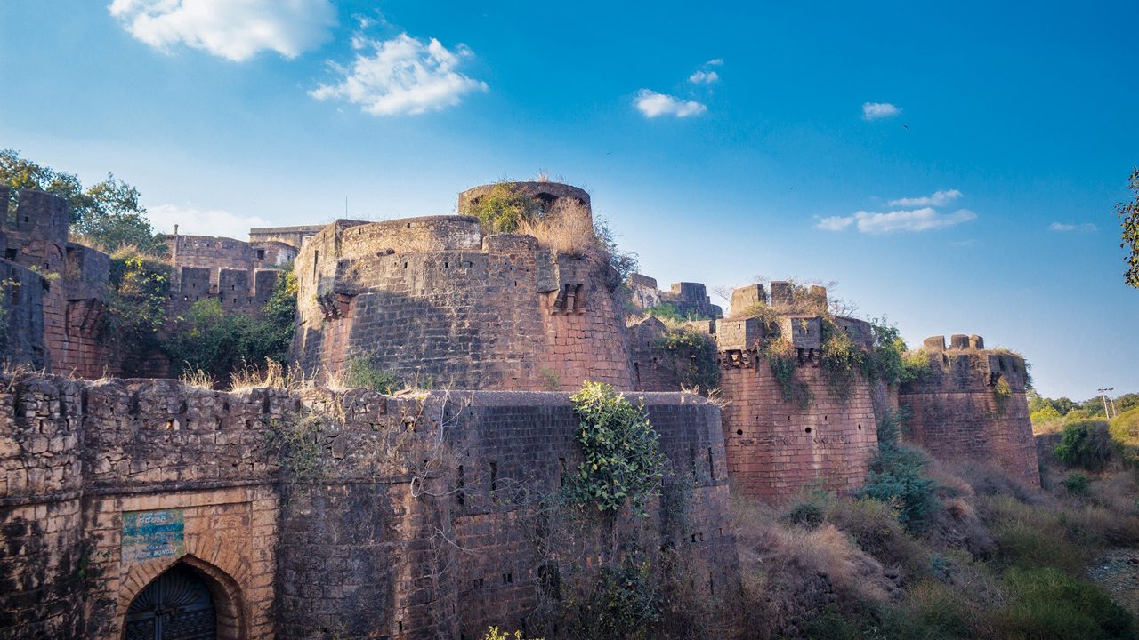 basavakalyana-fort-bidar-karnataka-4-attr-hero