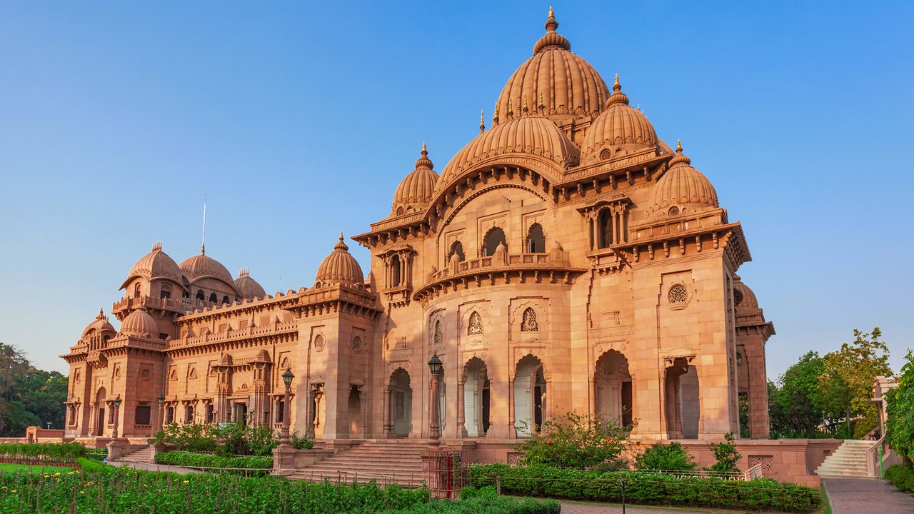 Belur Math or Belur Mutt is the headquarters of the Ramakrishna Math and Mission, founded by Swami Vivekanandaa. It is located in Kolkata, West Bengal, India.