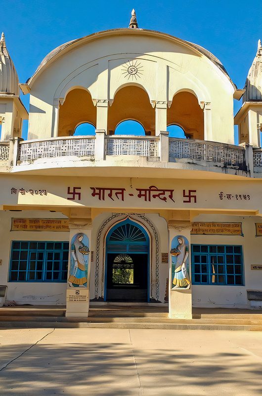 bharat-mandir-porbandar-gujarat-1-attr-nearby