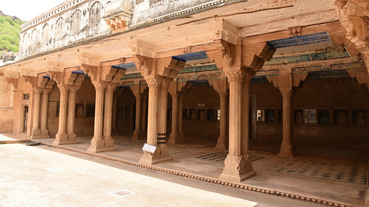 chhatr-palace-bundi-r