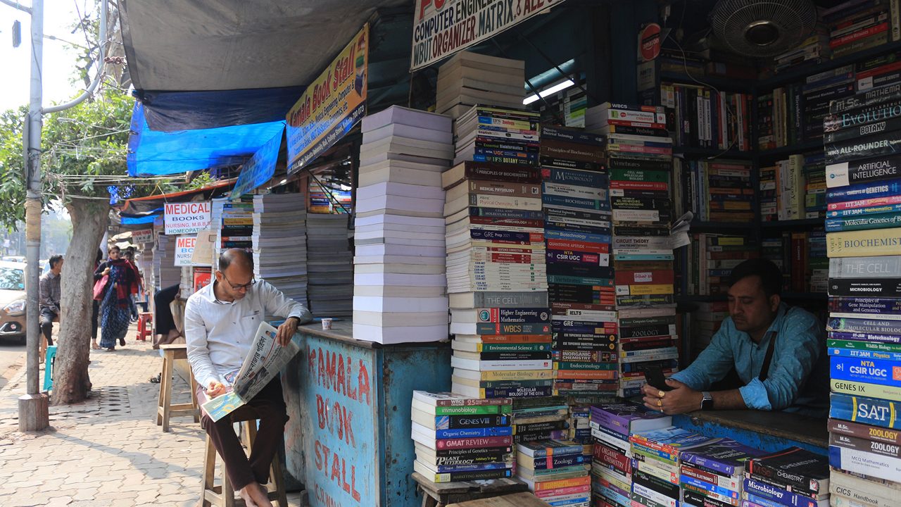 college-street-kolkata-west-bengal-3-attr-hero