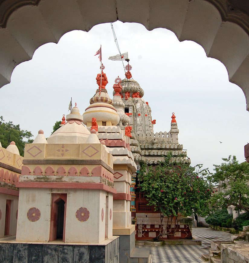 dudhadhari-monastery-temple-raipur-chhattisgarh-body