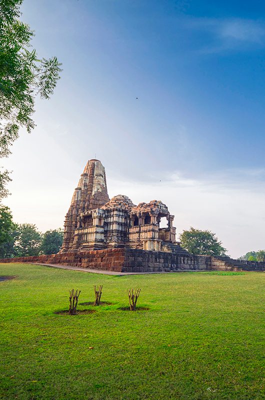 duladeo-temple-khajuraho-madhya-pradesh-khajuraho-1-attr-nearby