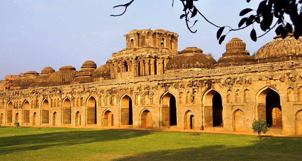 elephant-stable-hampi-karnataka-3-attr-about.jpg