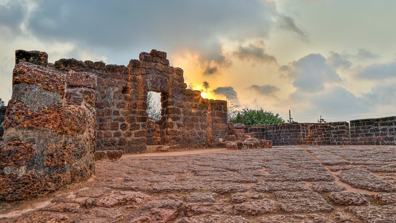 fort-aguada-goa-1-attr-hero