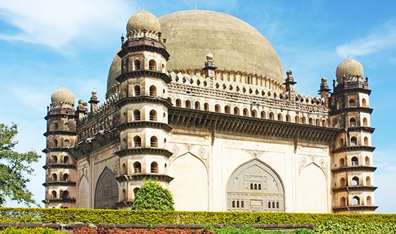 Golgumbaz, a Mughal mausoleum in Bijapur , Karnataka, India