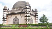 Gol-gumbaz-bijapur