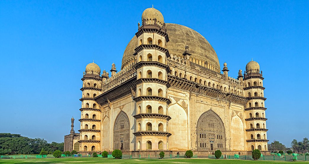 Gol-Gumbaz