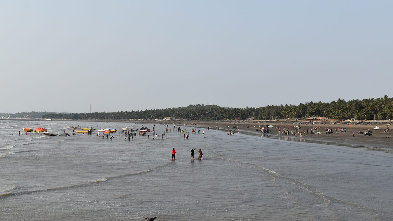 Gorai Beach- Serenity on Mumbai's Northern Coast | Incredible India