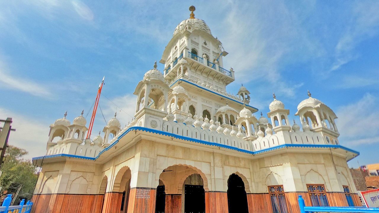 gurudwara-lohgarh-sahib-amritsar-pu