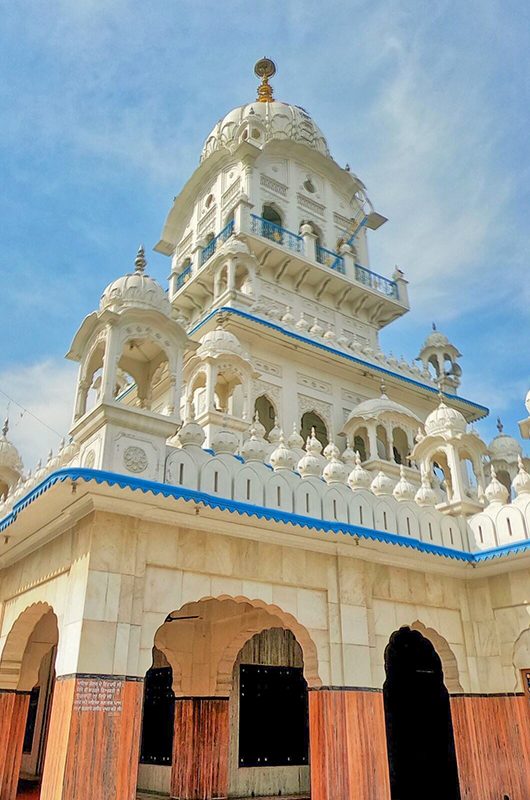 gurudwara-lohgarh-sahib-amritsar-punjub-1-attr-nearby