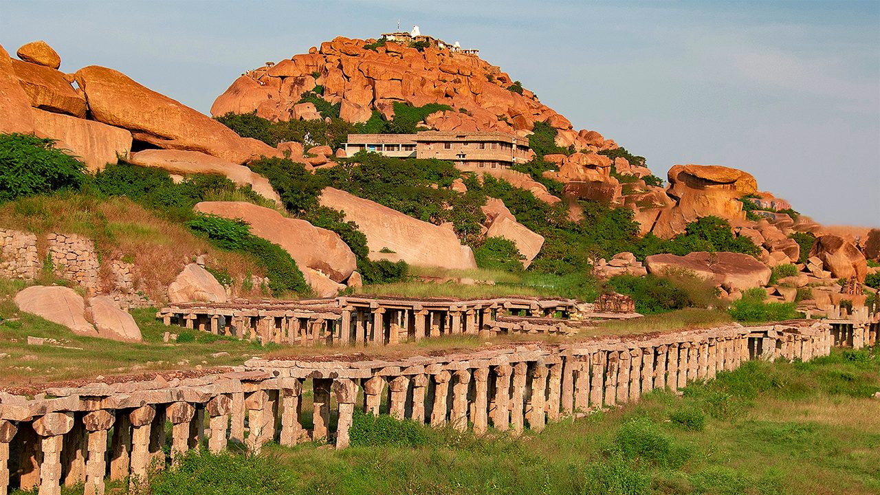 hampi-bazaar-hampi-karnataka-3-attr-hero.jpg