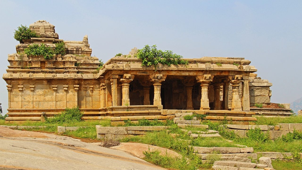 hemakuta-hill-temple-hampi-karnataka-1-attr-hero.jpg