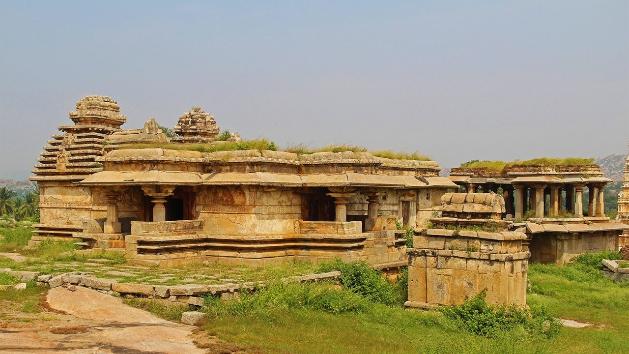 hemakuta-hill-temple-hampi-karnataka-4-attr-hero.jpg