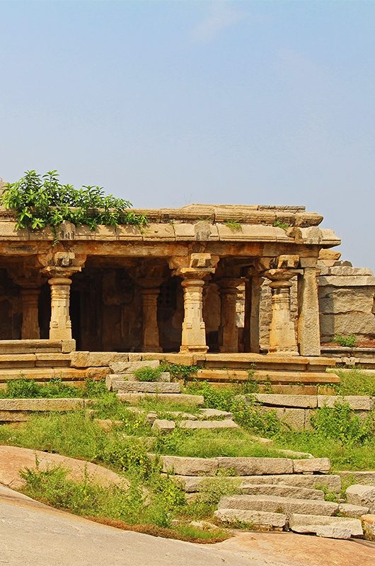 hemakuta-hill-temple-hampi-karnataka1-attr-nearby.jpg