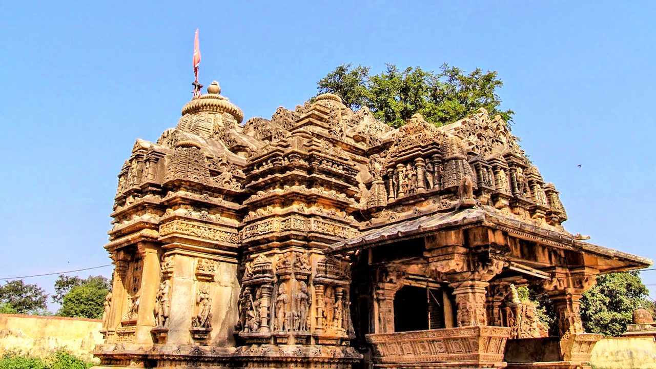 jagat-ambika-mata-temple-udaipur-r