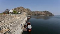 jaisamand-lake-udaipur-rajasthan-5-attr-hero