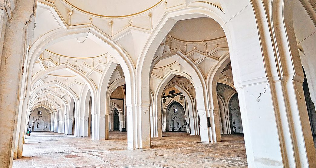 jamiya-masjid-bijapur-karnataka-attr-about