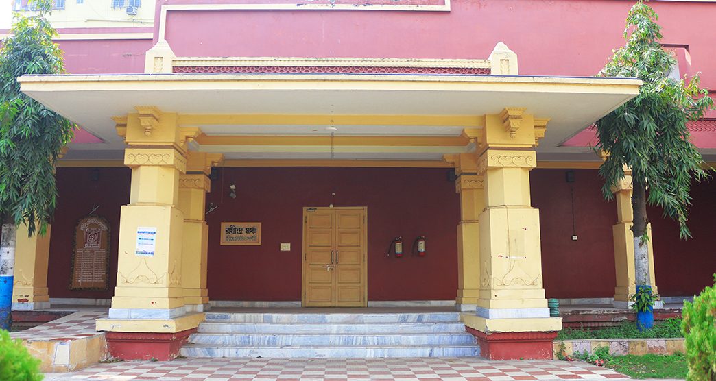 in.gov.incredibleindia.core.models.impl.ImageUtilModelImpl@2ad5c183