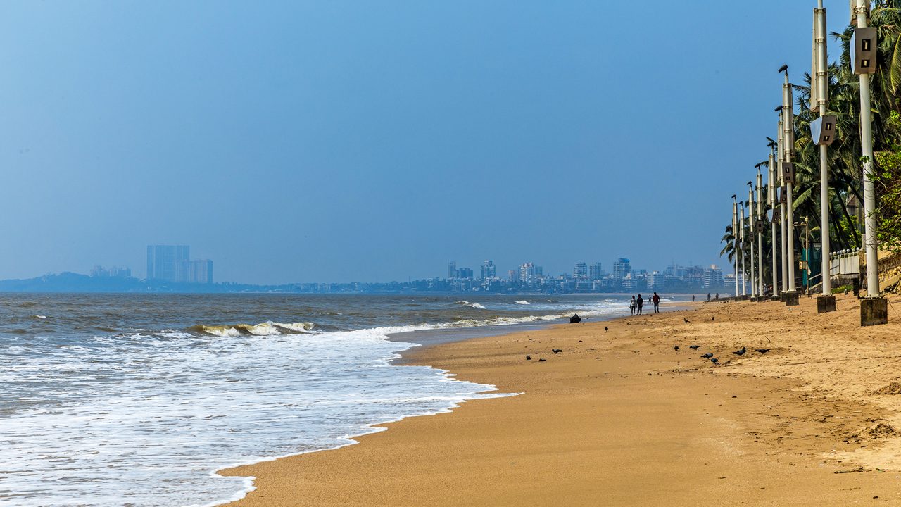 Juhu Beach- Iconic Beachfront Relaxation in Mumbai | Incredible India