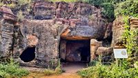 kateshwar-buddhist-caves