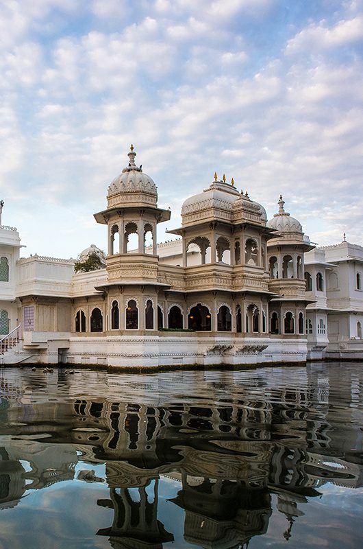 Lake Palace Udaipur at dawn; Shutterstock ID 457667215; purchase_order: -; job: -; client: -; other: -