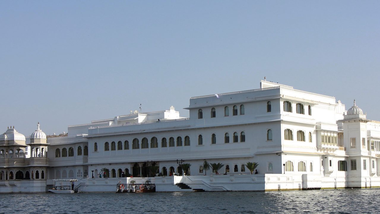 Lake Palace Udaipur; Shutterstock ID 100635016; purchase_order: -; job: -; client: -; other: -