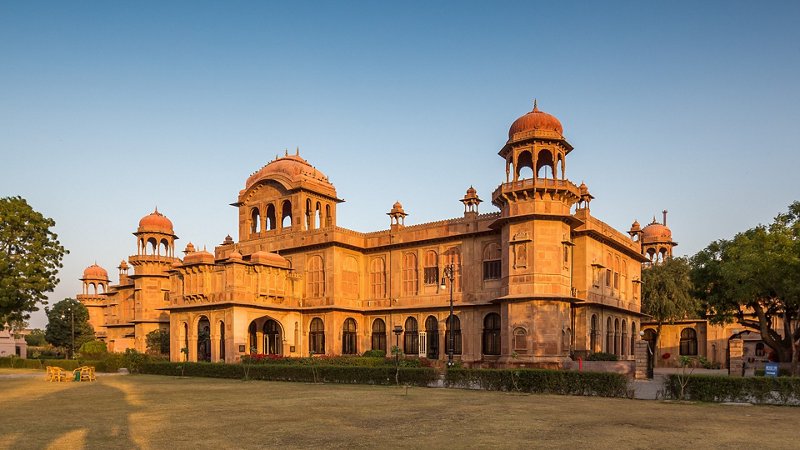 Bikaner beyond the dunes