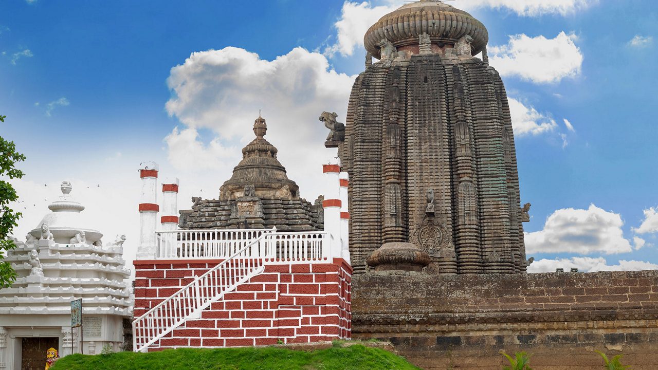 lingaraj-temple-hero-1