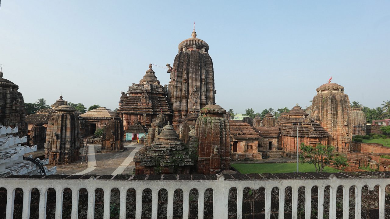 lingaraj-temple-bhubaneshwar-odisha-3-musthead-hero