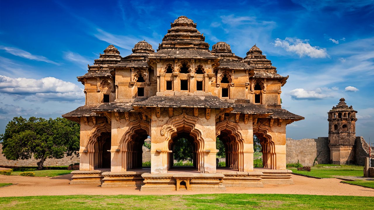 lotus-mahal-hampi-karnataka-city-hero