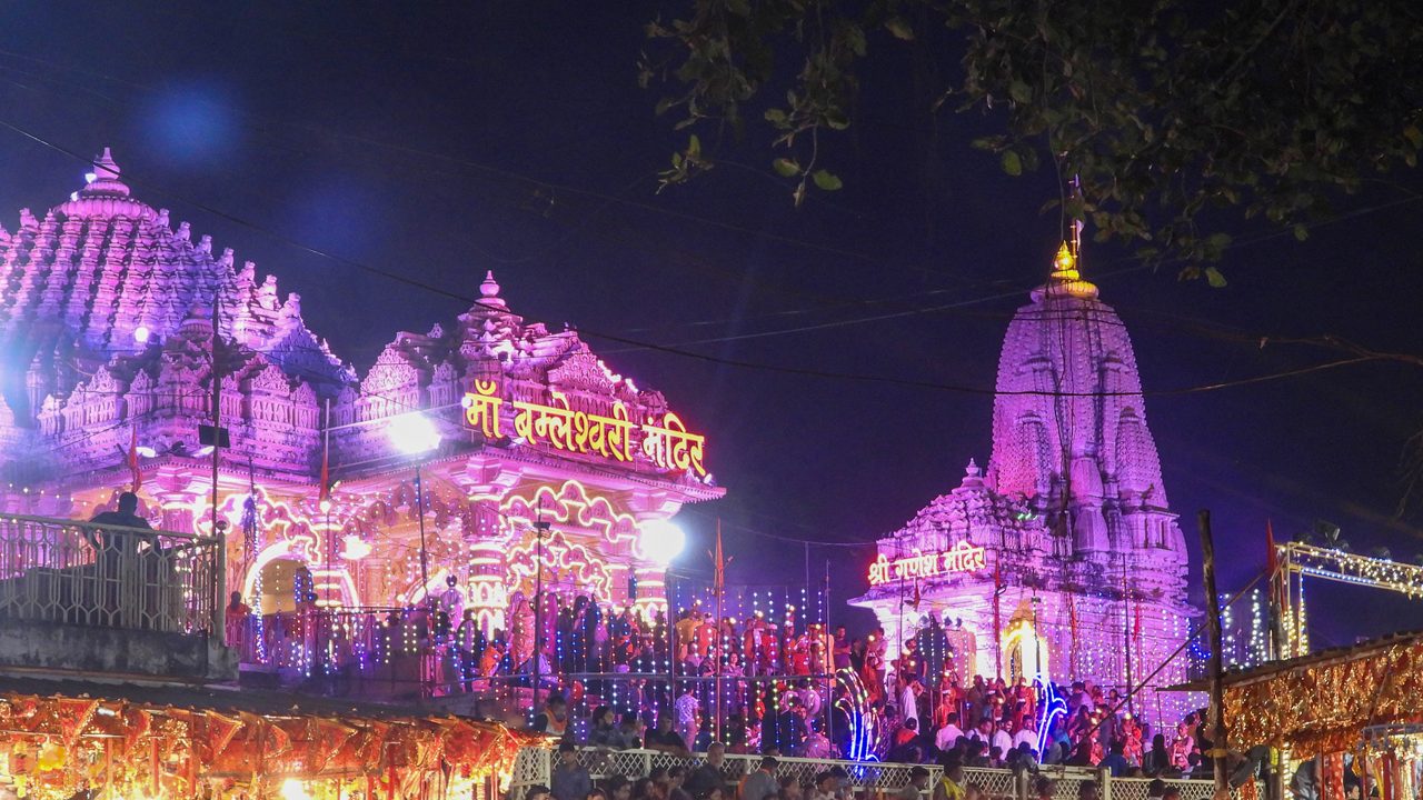 maa-bamleshwari-devi-dongargarh-rajnandgaon-chhattisgarh-2-attr-hero
