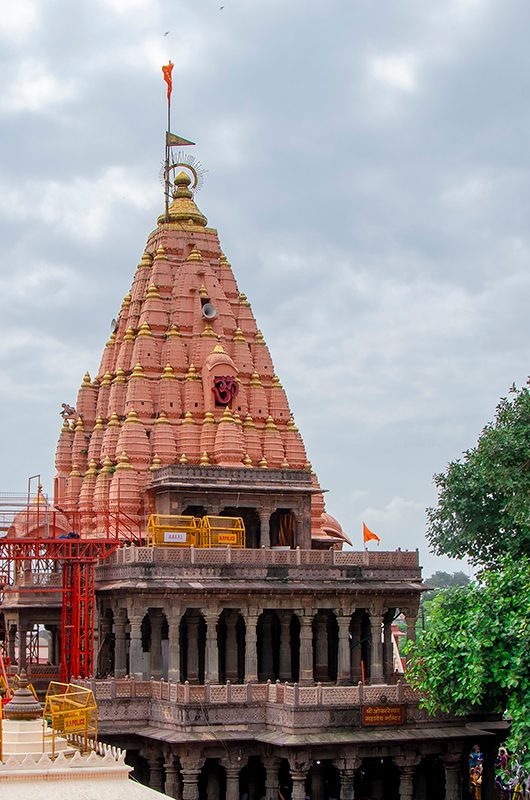 mahakaleshwar-jyotirlinga-temple-ujjain-madhya-pradesh-attr-nearby