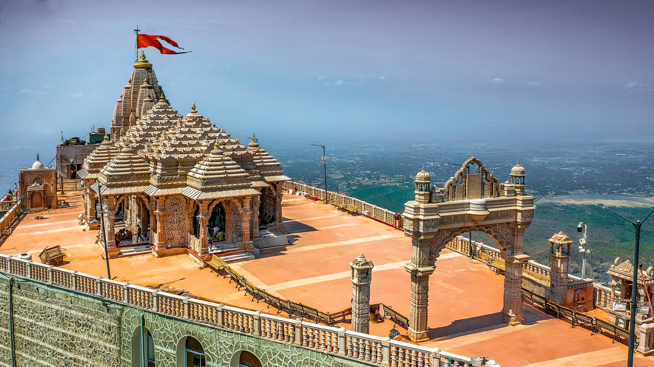 mahakali-temple-vadodara-gujarat-2-attr-hero