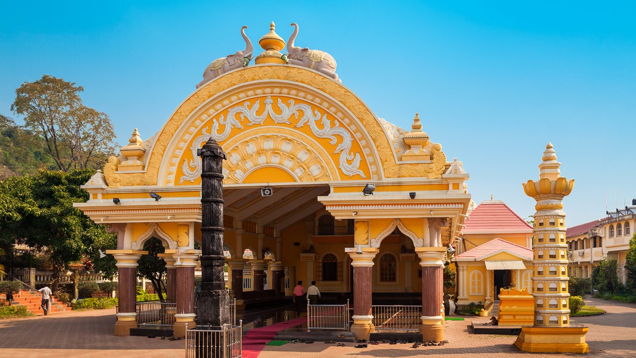 Shri Mahalaxmi Temple is a hindu temple located in Ponda city in Goa state of India