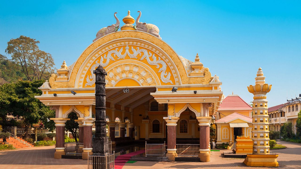 Shri Mahalaxmi Temple is a hindu temple located in Ponda city in Goa state of India