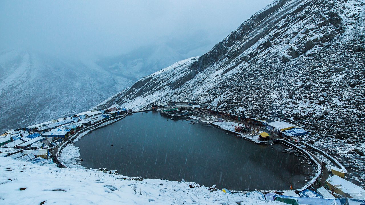 manimahesh-lake-chamba-himachal-pradesh-1-attr-hero