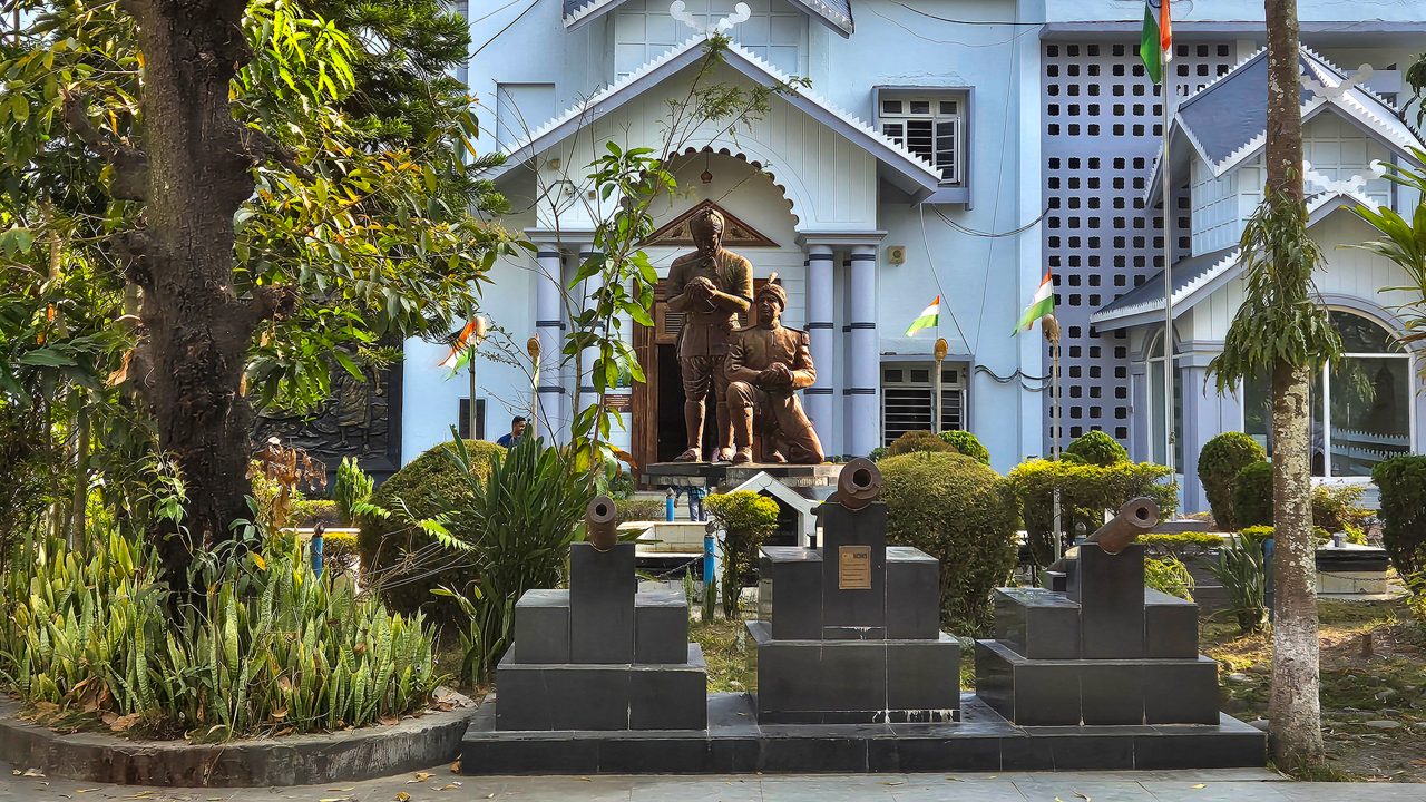 manipur-museum-imphal-manipur-1-attr-hero