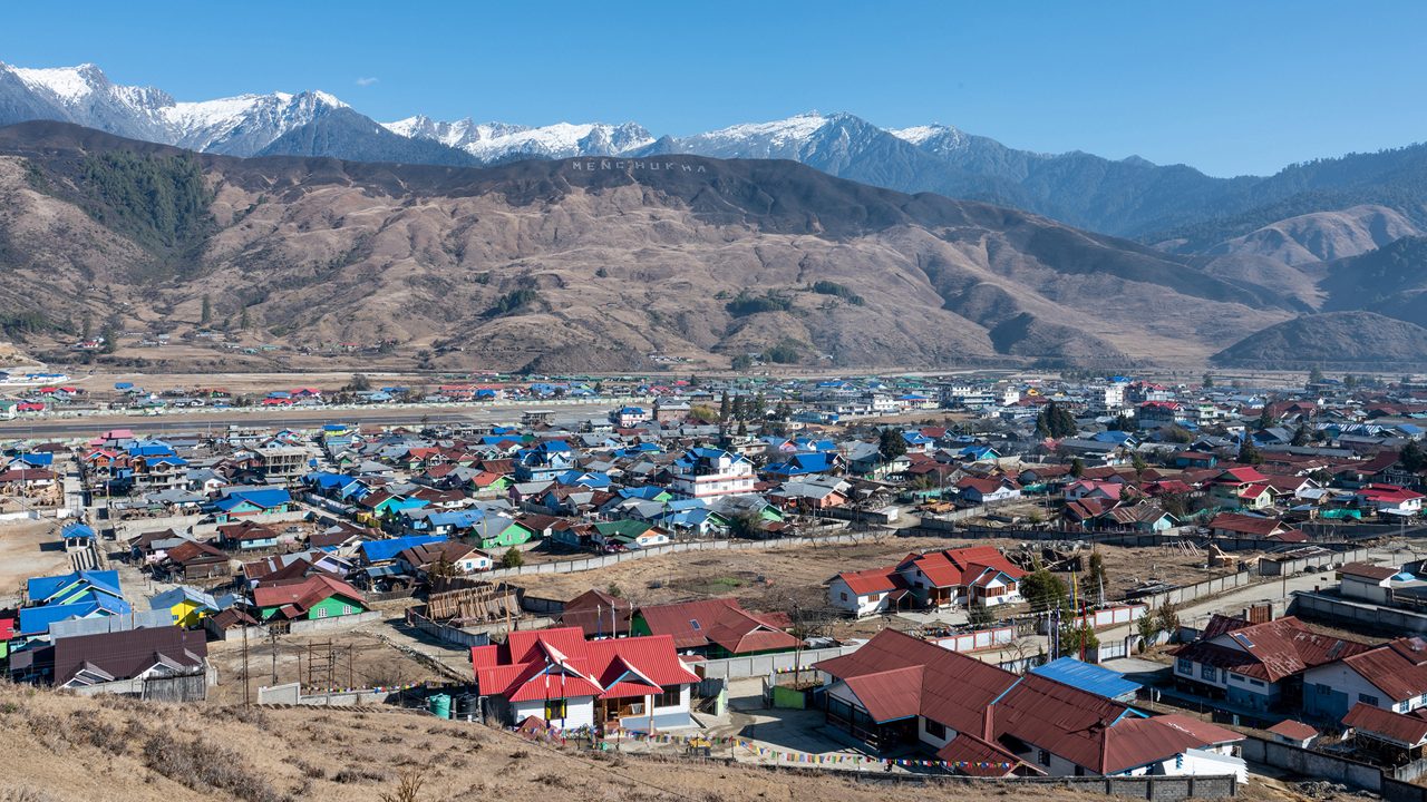 mechuka-town-1
