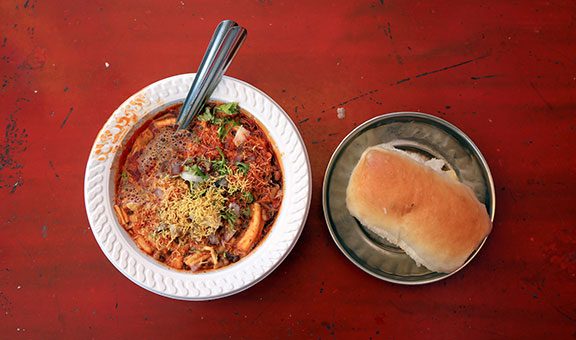 misal-pav-kolhapur-1-blog-gas-exp-cit-pop
