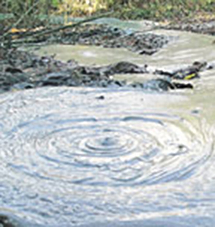 bubbling-mud-volcanoes