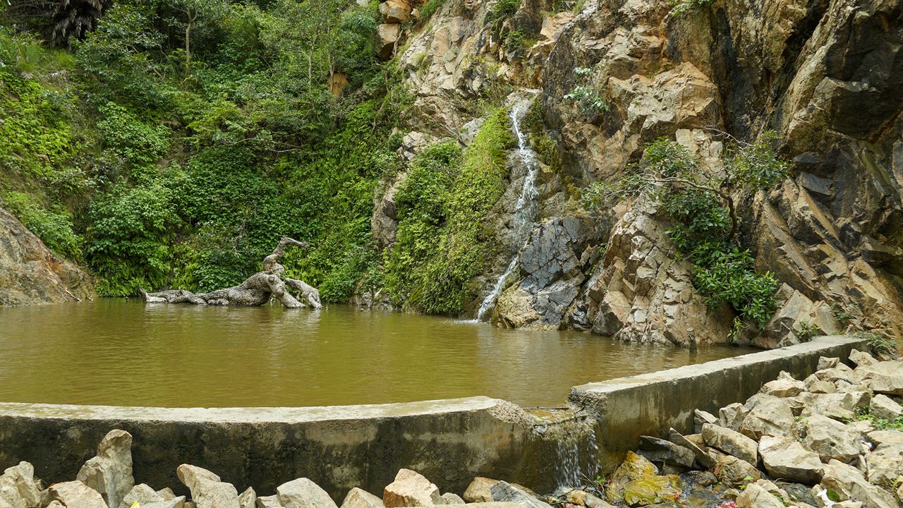 Pearl valley waterfall Anekal Bangalore. Muthyala Maduvu falls. Places to visit in Bengaluru Karnataka. 