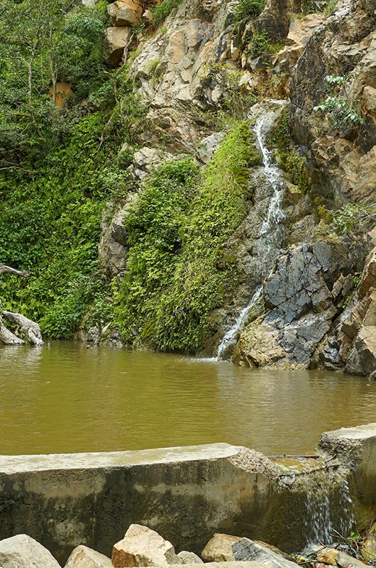 Pearl valley waterfall Anekal Bangalore. Muthyala Maduvu falls. Places to visit in Bengaluru Karnataka. 